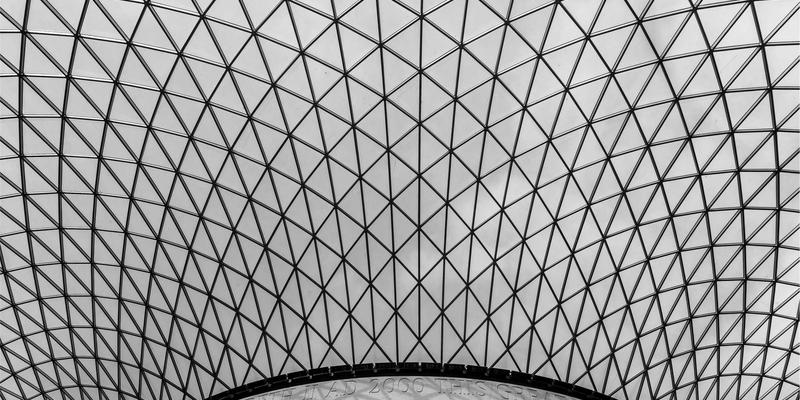 古诗词教学新路径：以思辨性阅读提升语文核心素养与写作技巧