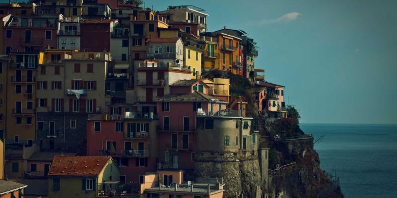 融合语言文化与写作技巧：基于表现性评价的语文综合性学习活动设计