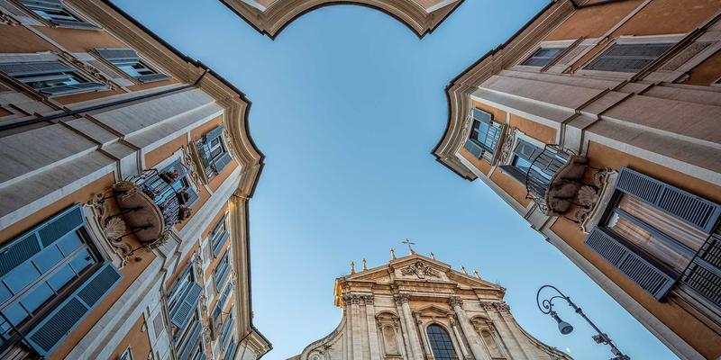 语文教育新视野：以古诗词为钥，解锁现代写作技巧